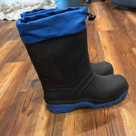 Other - Black and Blue Waterproof Boots